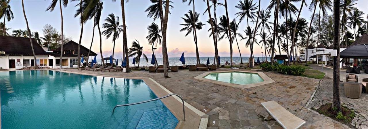 Kenya Bay Beach Hotel Bamburi Buitenkant foto