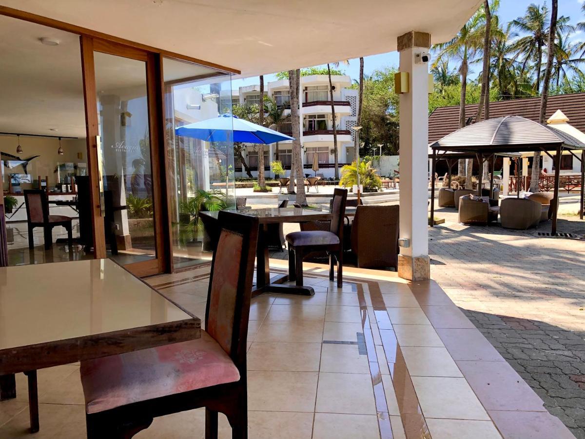 Kenya Bay Beach Hotel Bamburi Buitenkant foto
